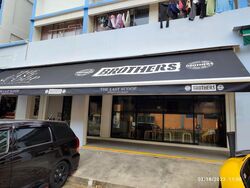 Sims Avenue (D14), Shop House #450958061